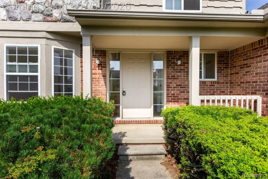 3388 Riverside Drive Canton Charter Township MI 48188