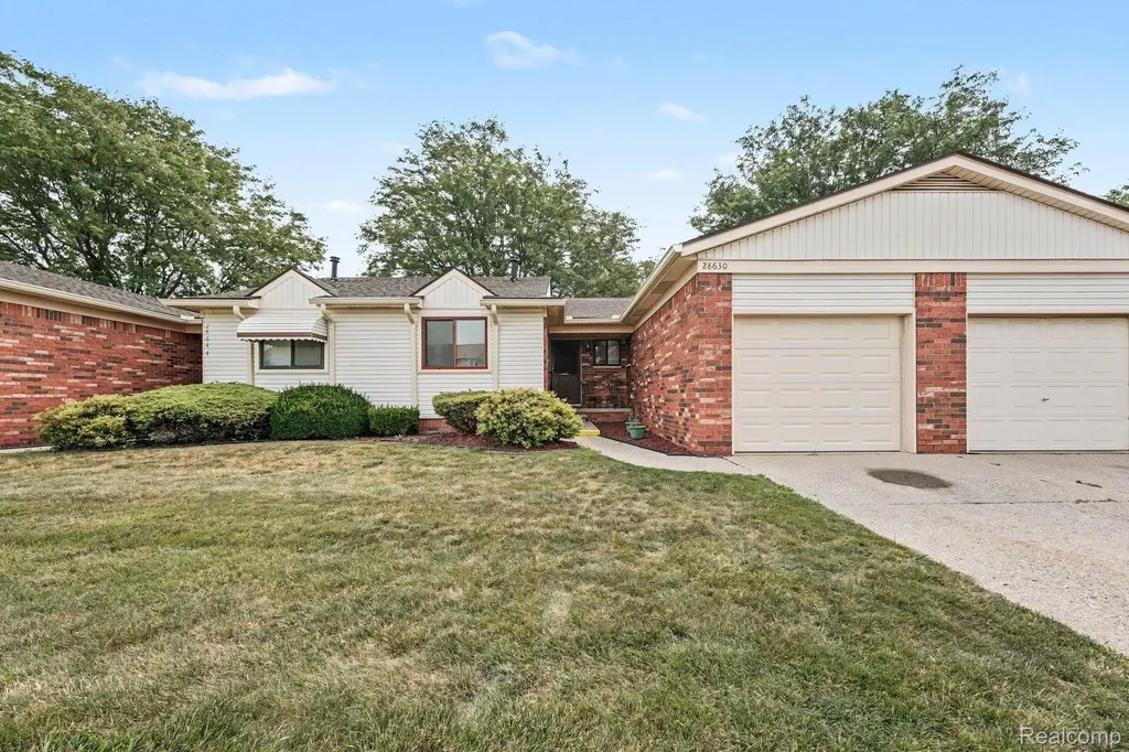 28630 Imperial Drive Warren City MI 48093