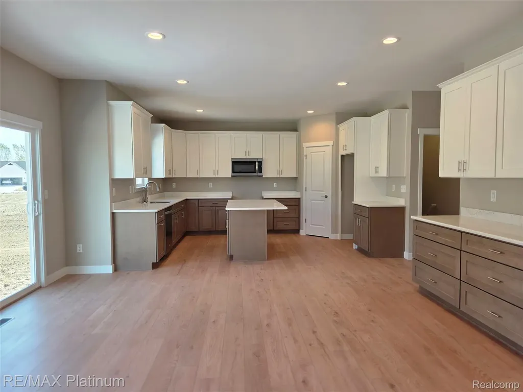 6227 Brook Stone Lane Fenton Charter Township MI 48451