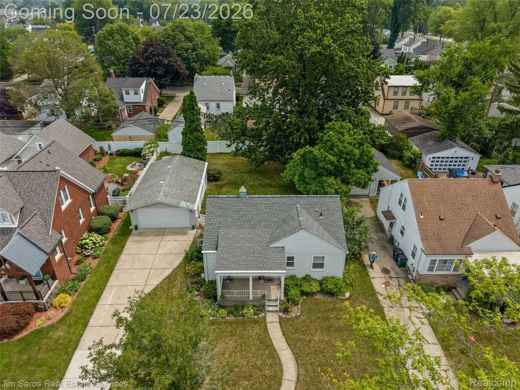 305 S Edison Avenue Royal Oak City MI 48067