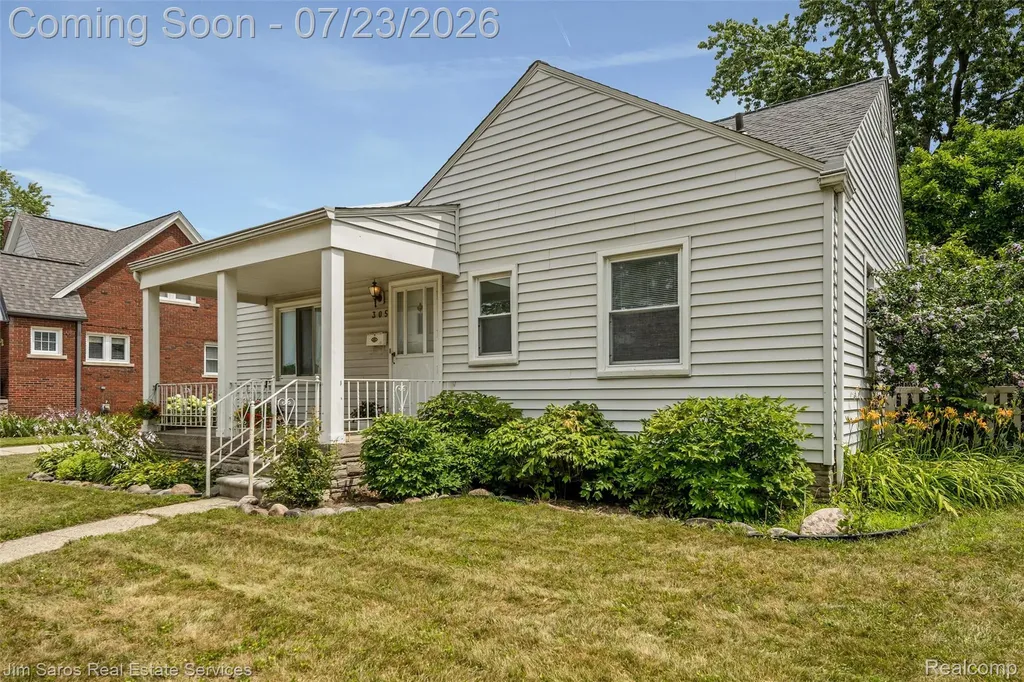 305 S Edison Avenue Royal Oak City MI 48067