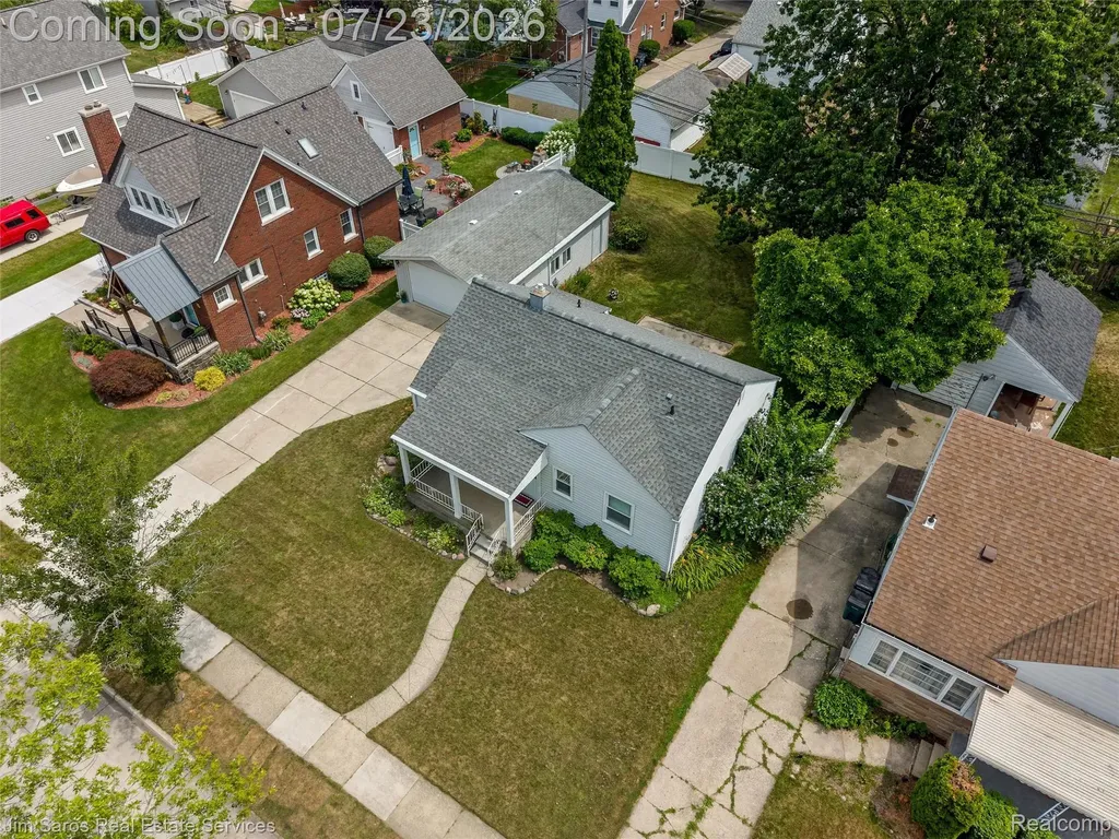 305 S Edison Avenue Royal Oak City MI 48067