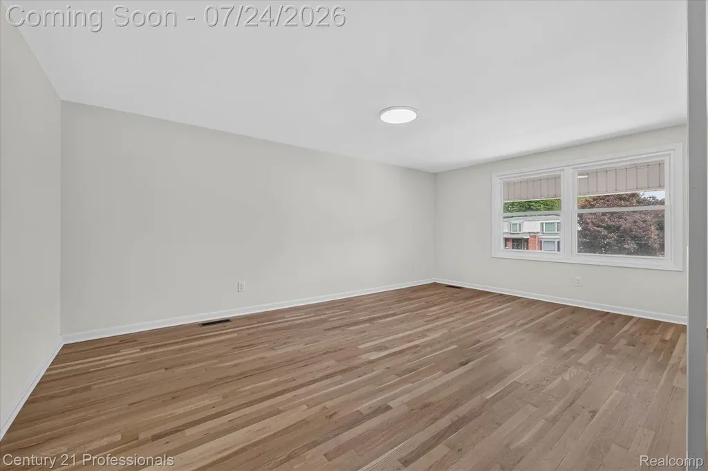 36045 Congress Court Farmington Hills City MI 48335