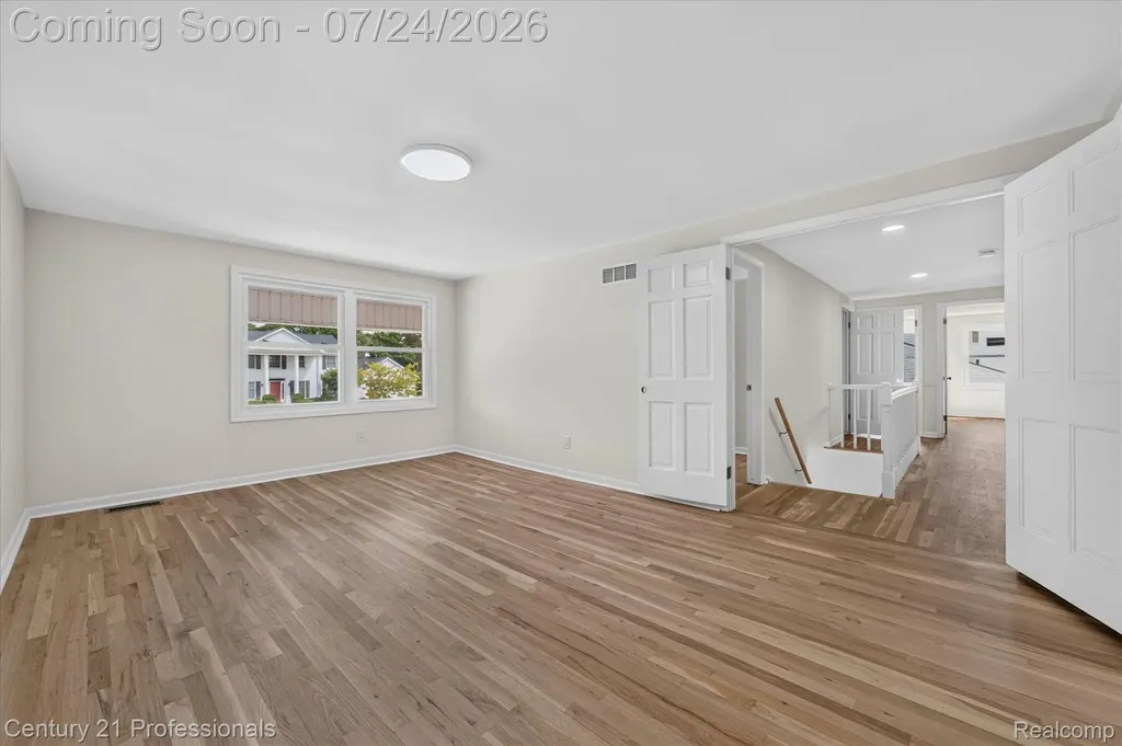 36045 Congress Court Farmington Hills City MI 48335