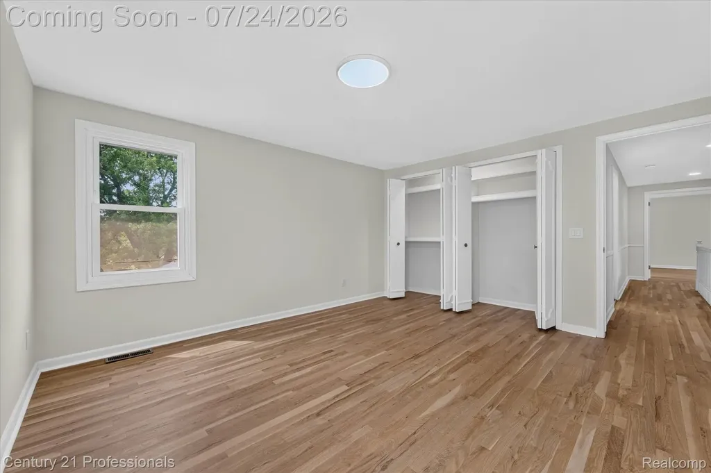 36045 Congress Court Farmington Hills City MI 48335