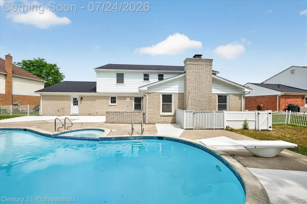 36045 Congress Court Farmington Hills City MI 48335