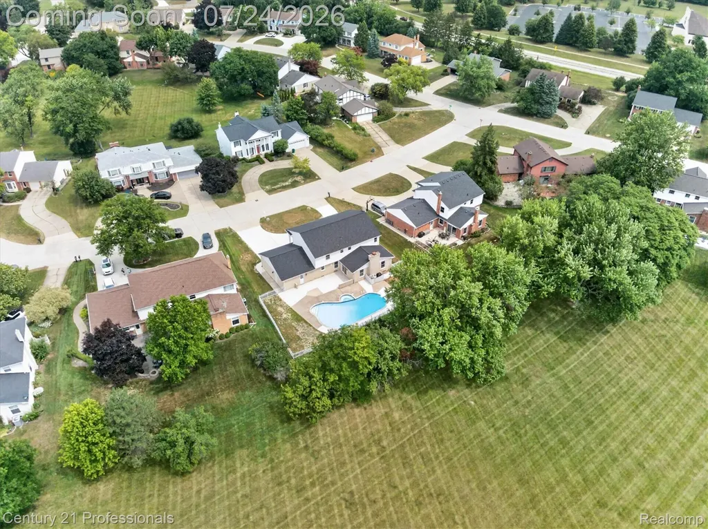 36045 Congress Court Farmington Hills City MI 48335