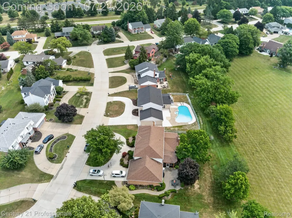 36045 Congress Court Farmington Hills City MI 48335