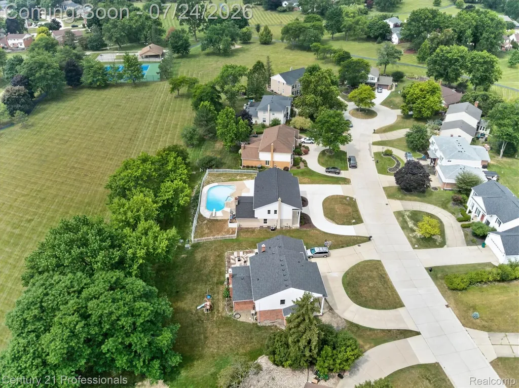 36045 Congress Court Farmington Hills City MI 48335