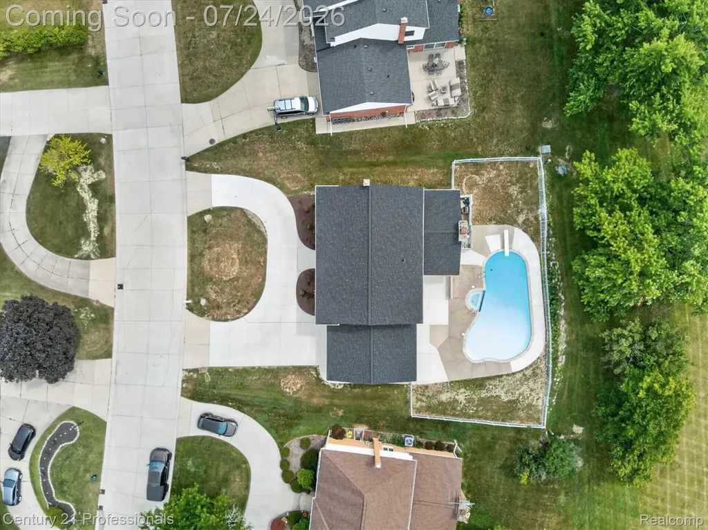 36045 Congress Court Farmington Hills City MI 48335