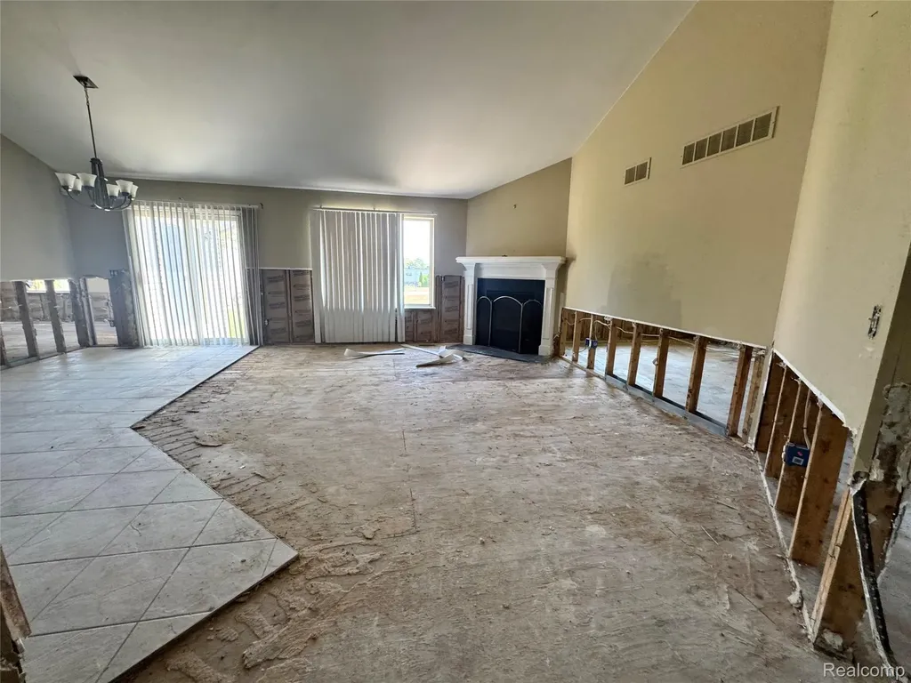 578 Jared Drive Pontiac City MI 48342