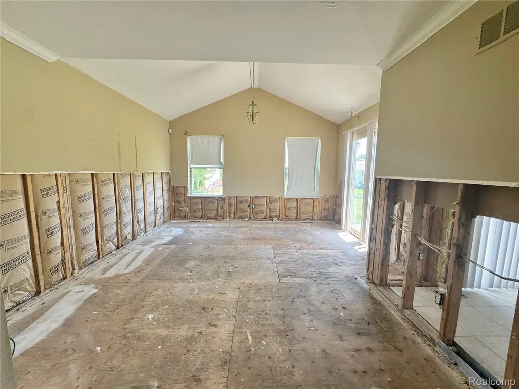 578 Jared Drive Pontiac City MI 48342