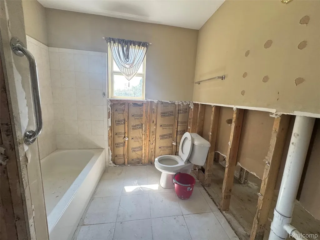 578 Jared Drive Pontiac City MI 48342