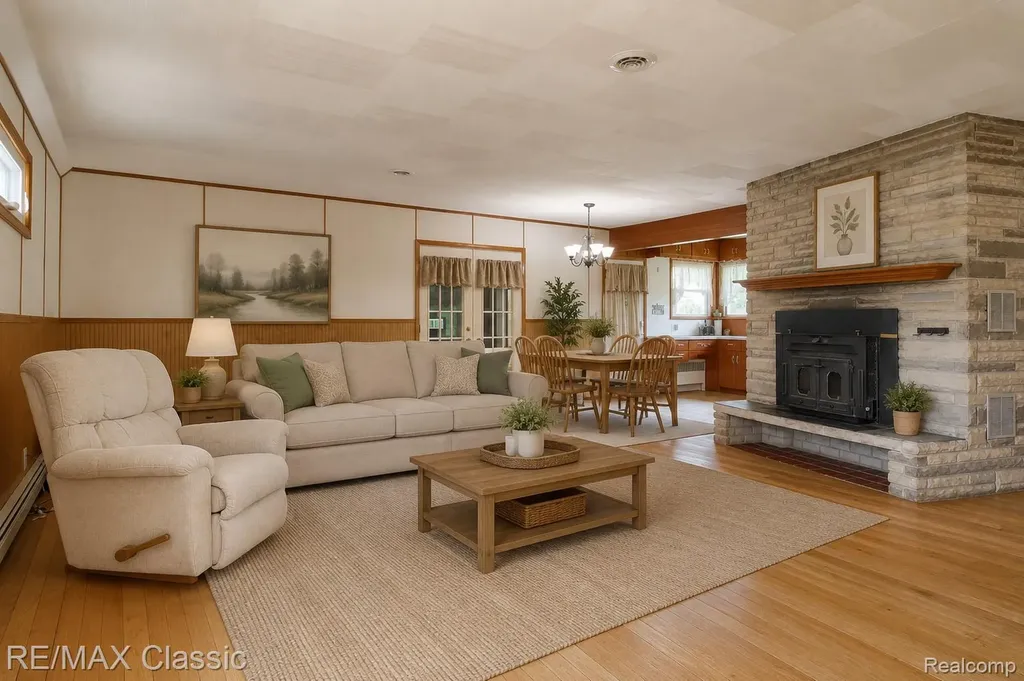 10268 7 Mile Road Salem Township MI 48167