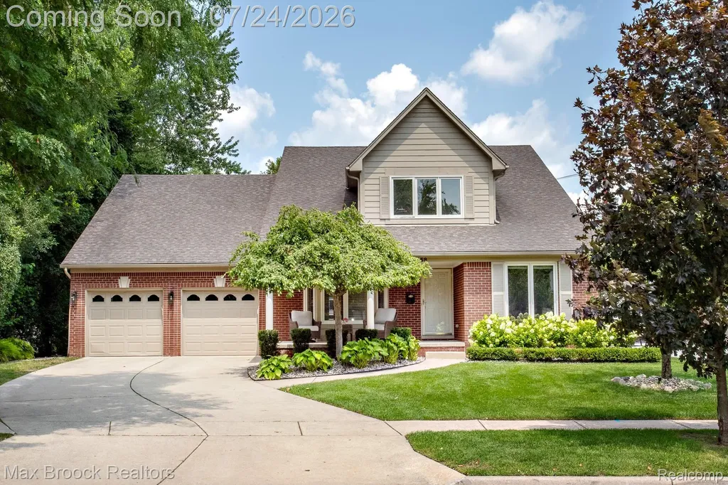 13358 Ludlow Avenue Huntington Woods City MI 48070