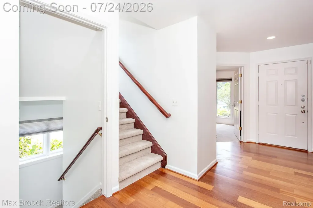 13358 Ludlow Avenue Huntington Woods City MI 48070