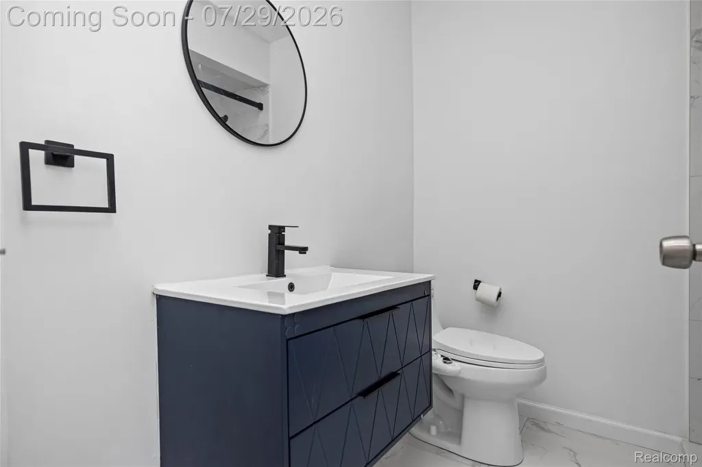 8527 & 8511 Metropolitan Parkway Sterling Heights City MI 48312