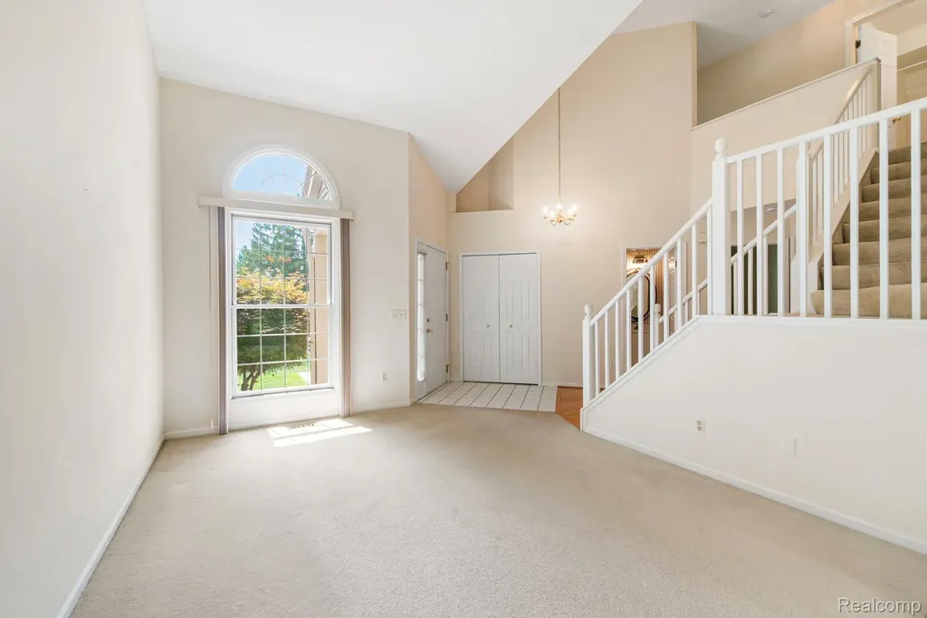 24275 Weathervane Court Novi City MI 48374