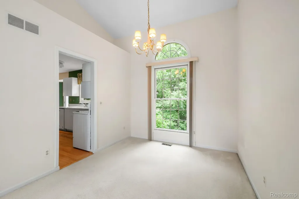 24275 Weathervane Court Novi City MI 48374
