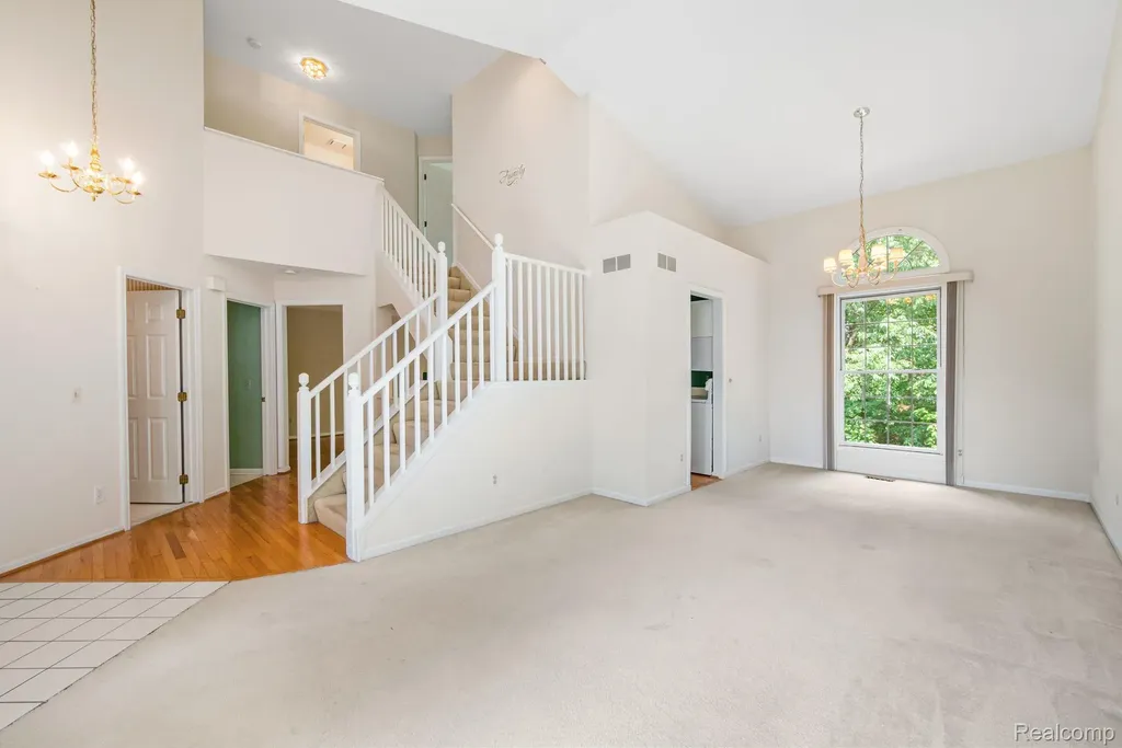24275 Weathervane Court Novi City MI 48374