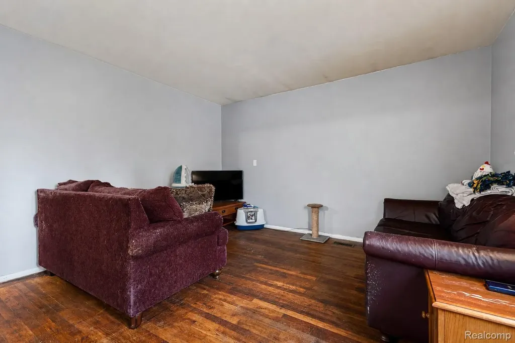 1366 Windham Street Westland City MI 48186
