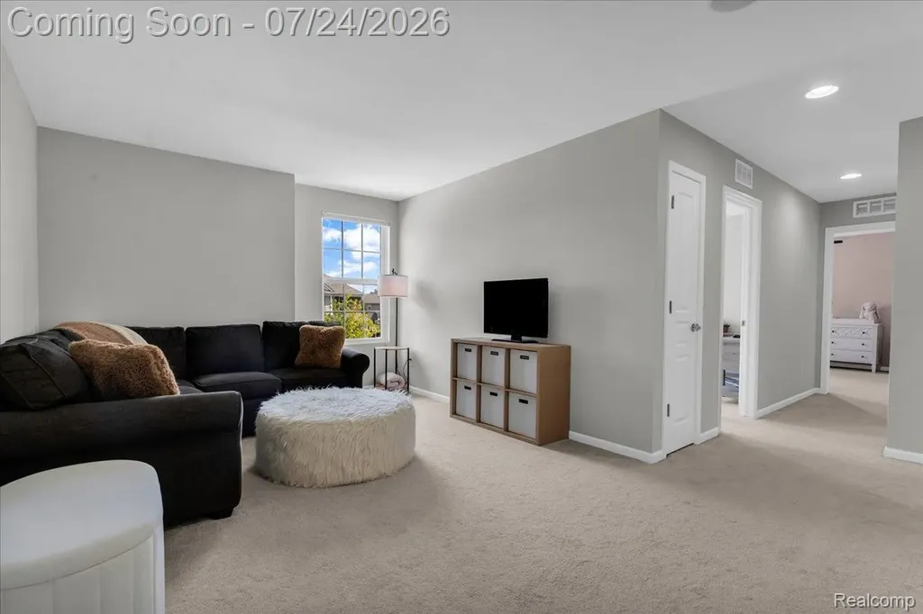 58935 Winnowing Circle S Lyon Charter Township MI 48178