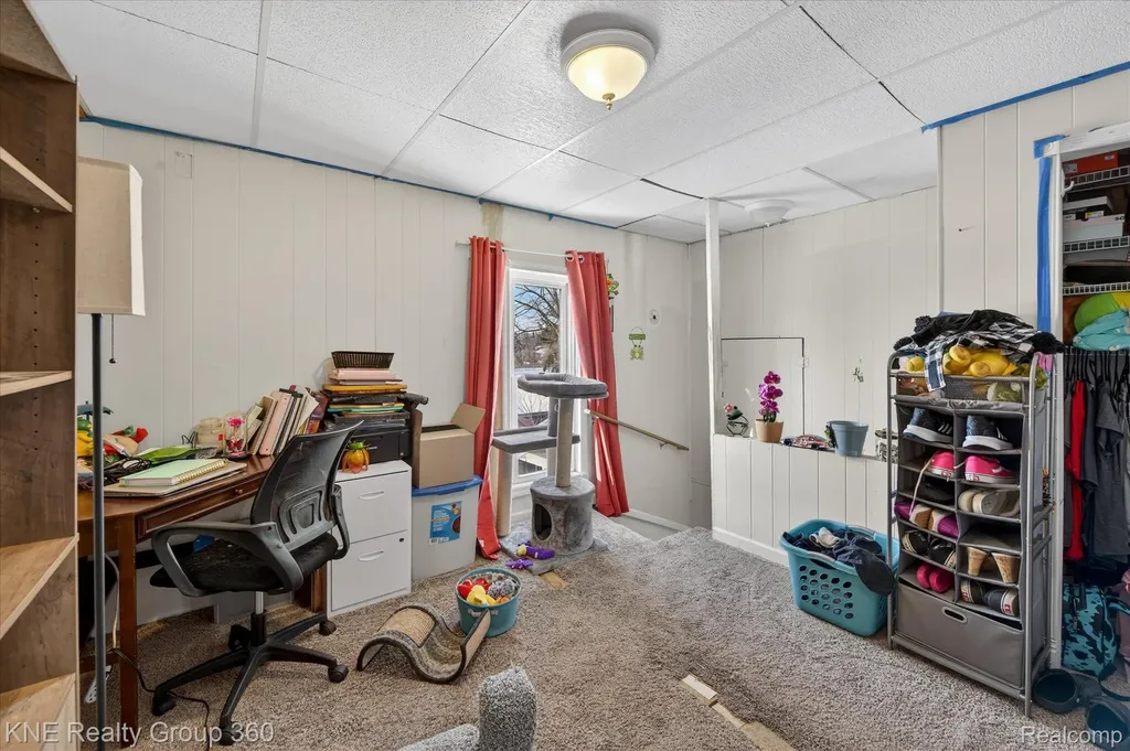 121 Livingston Street Howell City MI 48843