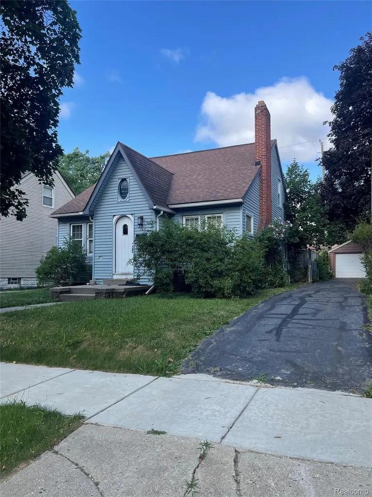 123 N Genesee Avenue Pontiac City MI 48341