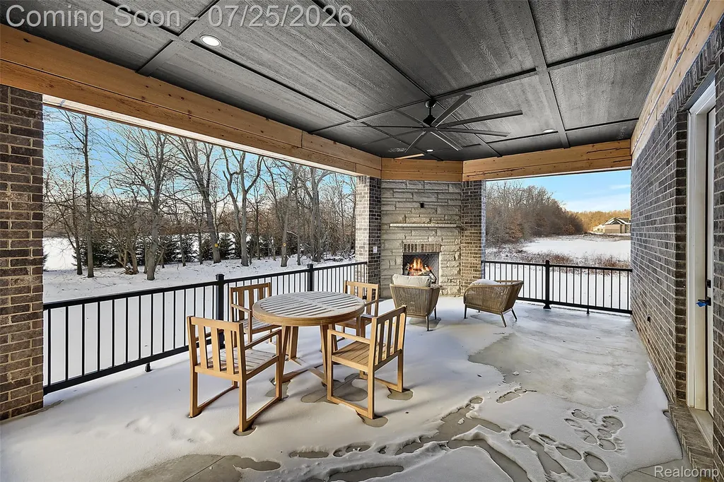 1597 Vista Drive Oakland Charter Township MI 48363
