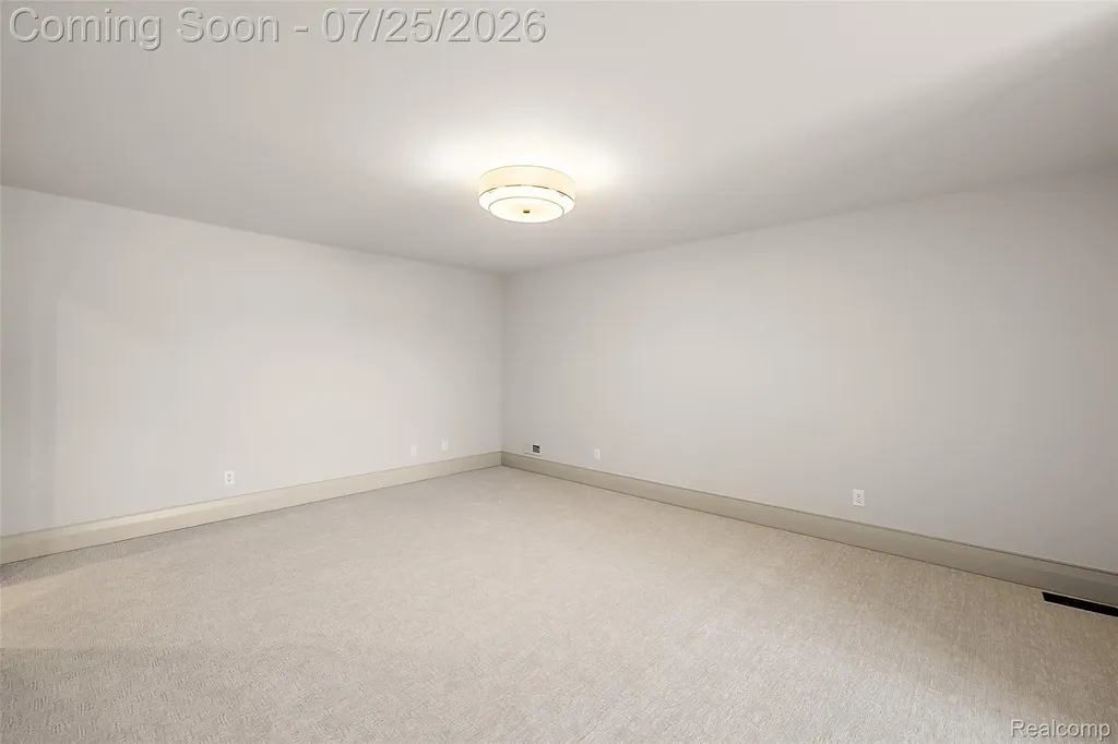 1597 Vista Drive Oakland Charter Township MI 48363
