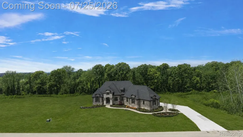 1597 Vista Drive Oakland Charter Township MI 48363