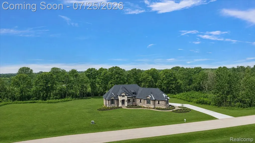 1597 Vista Drive Oakland Charter Township MI 48363