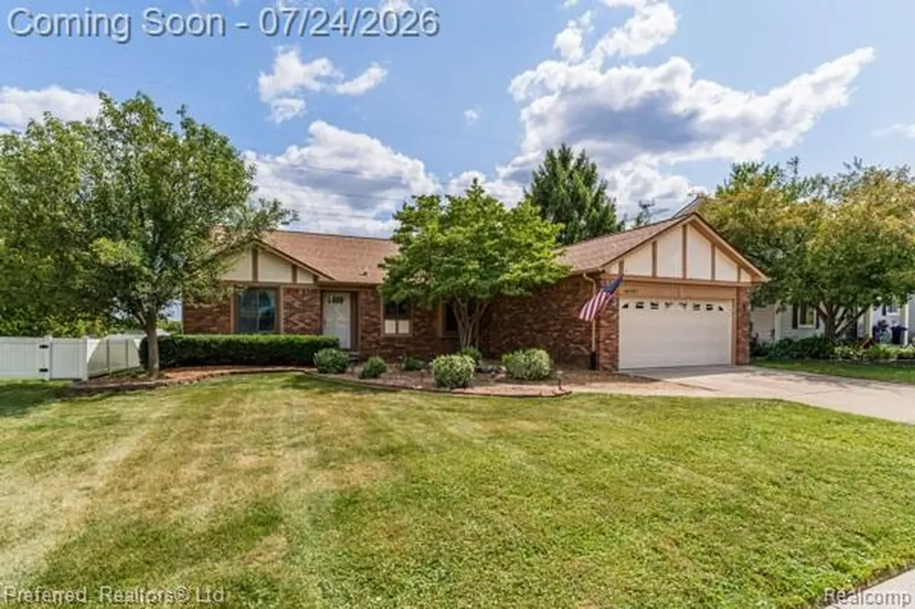 44997 Fair Oaks Drive Canton Charter Township MI 48187