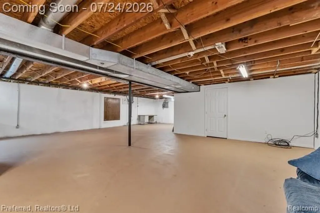 44997 Fair Oaks Drive Canton Charter Township MI 48187