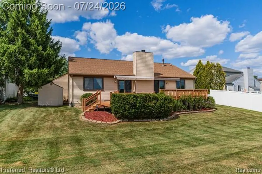 44997 Fair Oaks Drive Canton Charter Township MI 48187