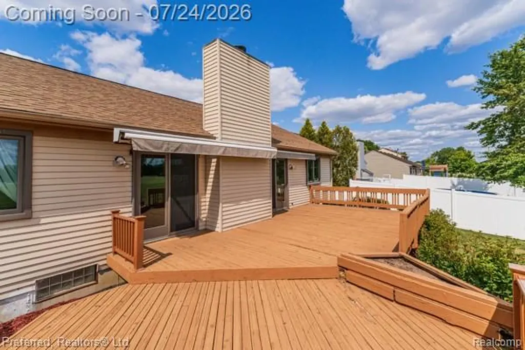 44997 Fair Oaks Drive Canton Charter Township MI 48187