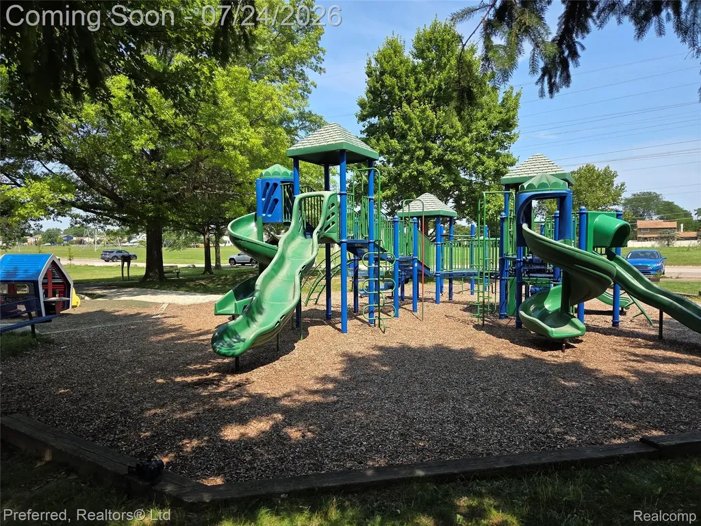 44997 Fair Oaks Drive Canton Charter Township MI 48187