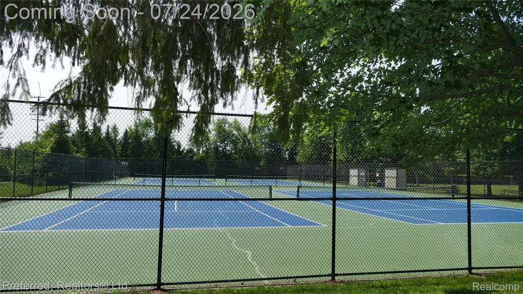 44997 Fair Oaks Drive Canton Charter Township MI 48187