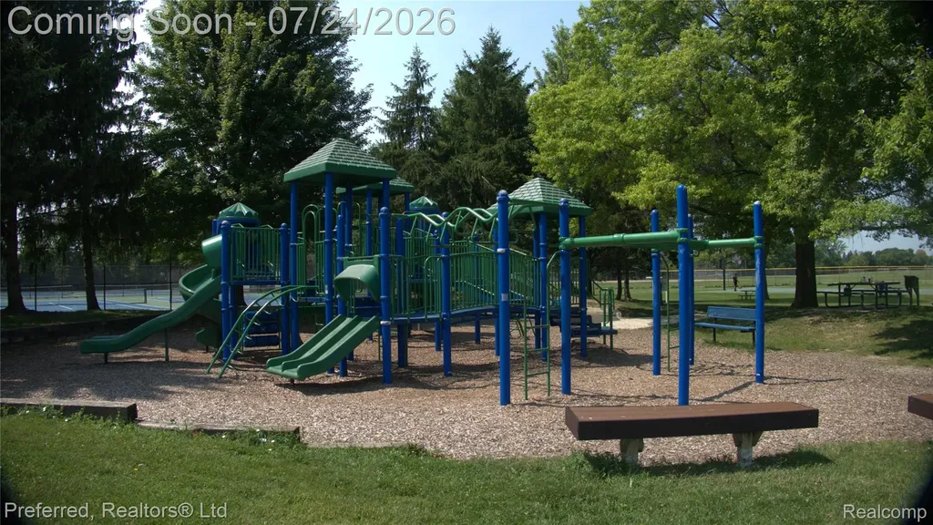 44997 Fair Oaks Drive Canton Charter Township MI 48187