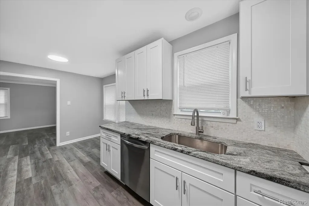 11548 Cardwell Street Livonia City MI 48150