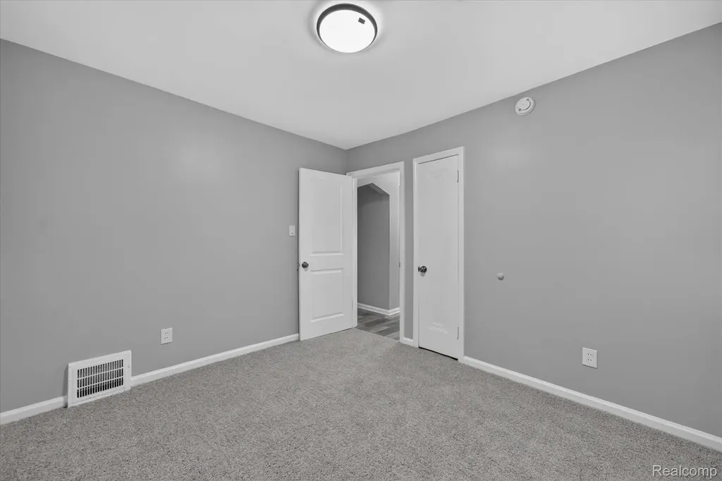 11548 Cardwell Street Livonia City MI 48150