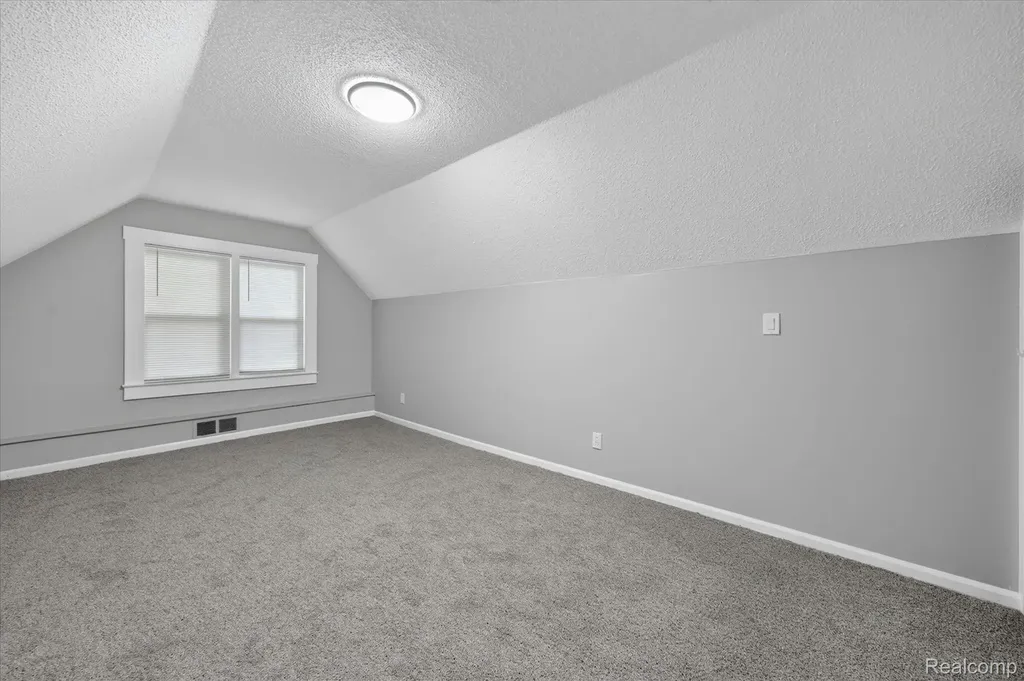 11548 Cardwell Street Livonia City MI 48150