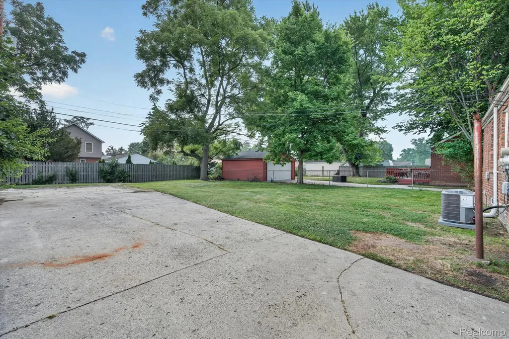 11548 Cardwell Street Livonia City MI 48150