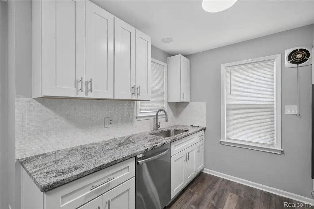 11548 Cardwell Street Livonia City MI 48150