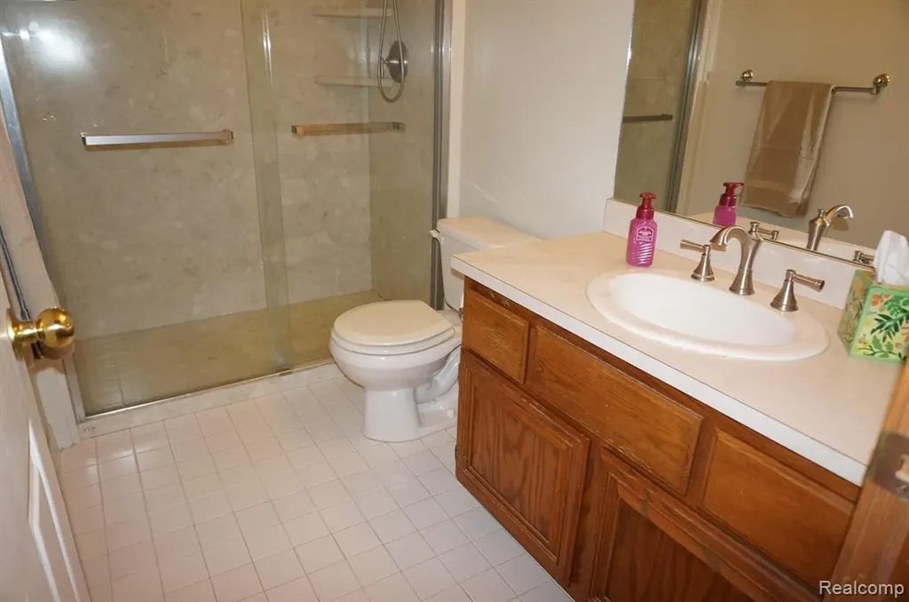 49954 Willowood Drive Macomb Township MI 48044