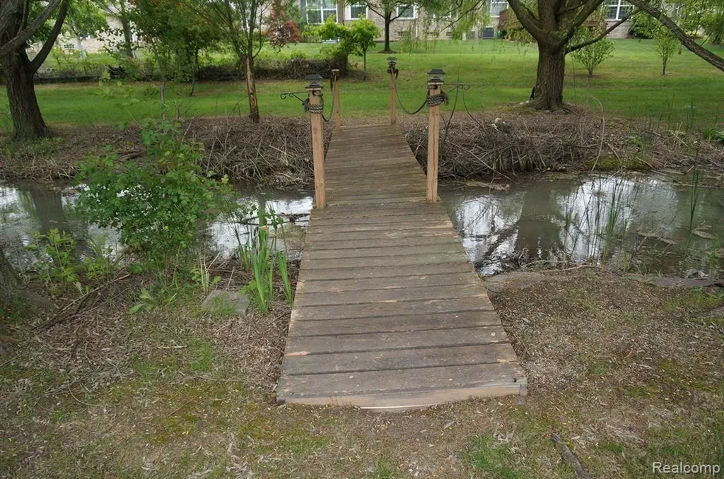 49954 Willowood Drive Macomb Township MI 48044