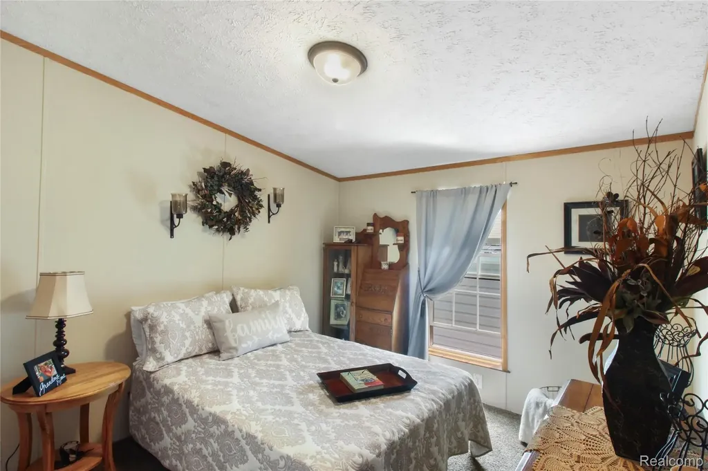 13482 Pear Street Ash Township MI 48117