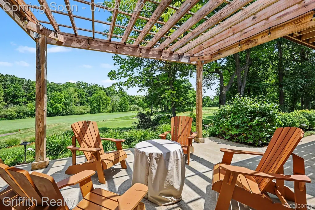 3915 Honors Bluff Genoa Township MI 48843