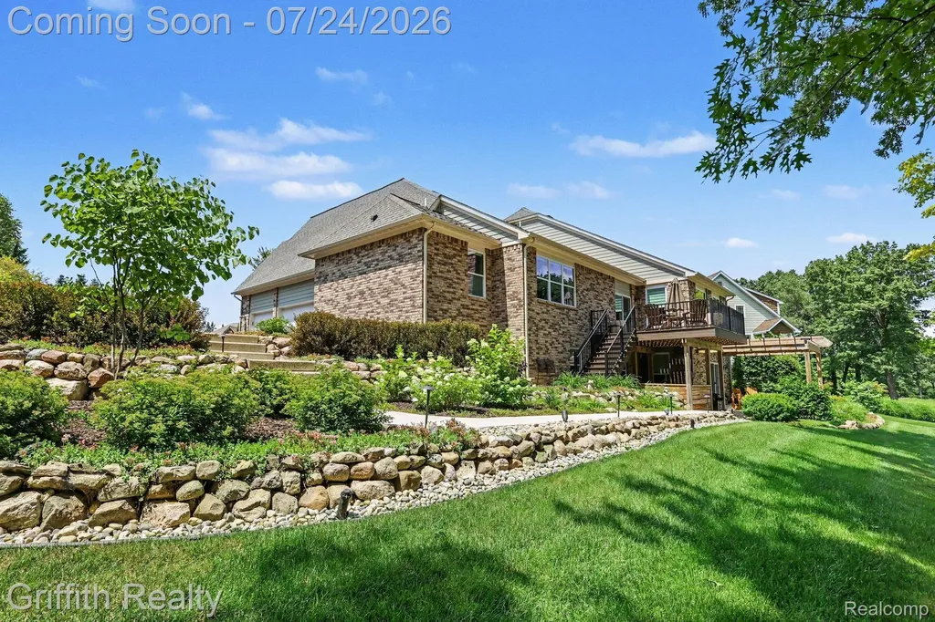 3915 Honors Bluff Genoa Township MI 48843