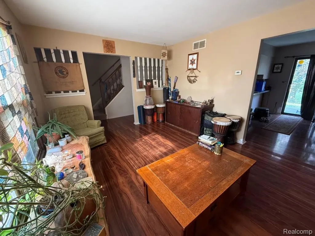 1950 Andover Drive Superior Charter Township MI 48198